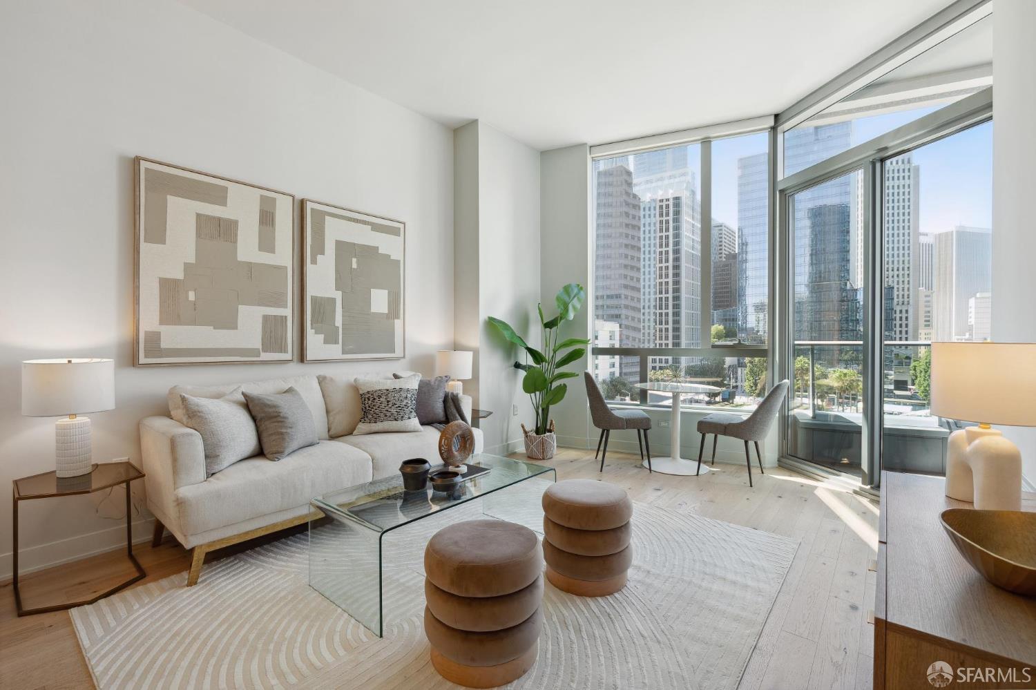 318 Main Street # 8C