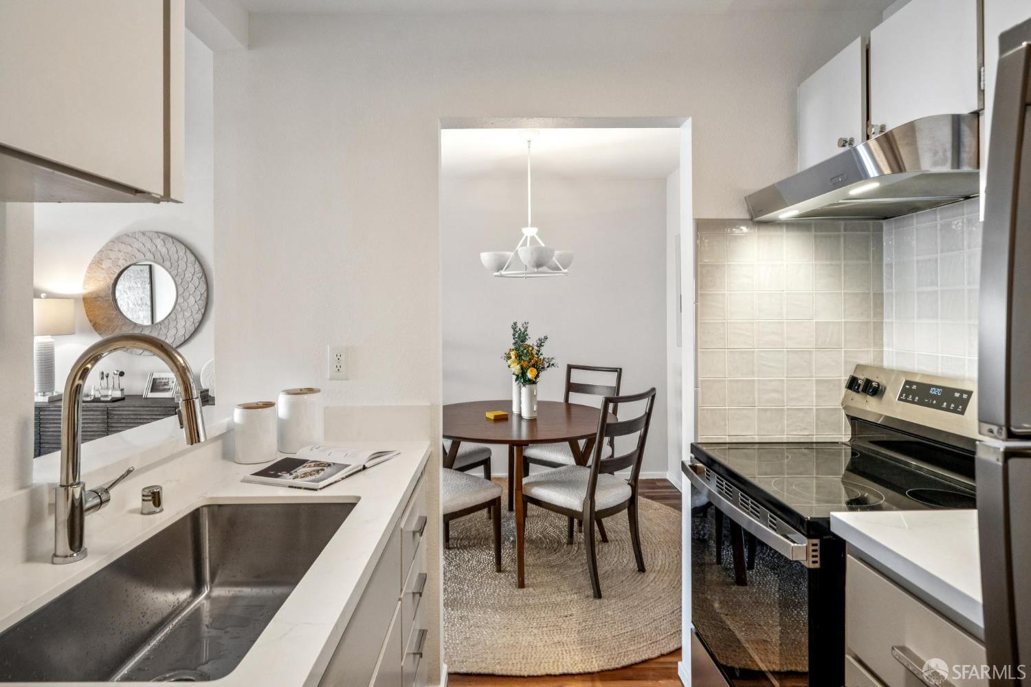 Detail Gallery Image 13 of 31 For 15 Red Rock Way 202n,  San Francisco,  CA 94109 - 1 Beds | 1 Baths