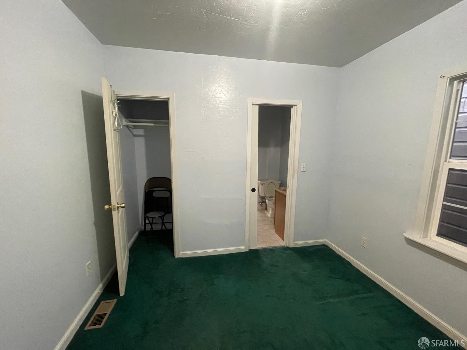 Detail Gallery Image 6 of 16 For 62 Bepler St, Daly City,  CA 94014 - 2 Beds | 1/1 Baths