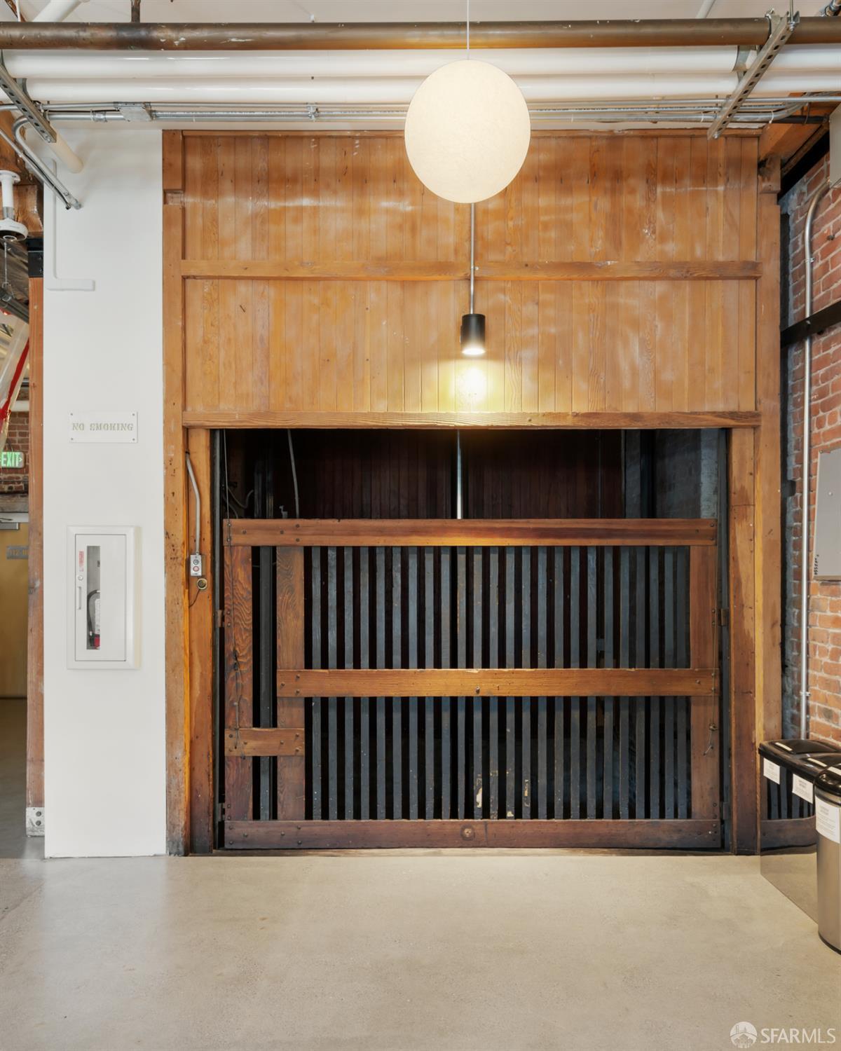 Detail Gallery Image 18 of 19 For 720 York St #113,  San Francisco,  CA 94110 - – Beds | – Baths