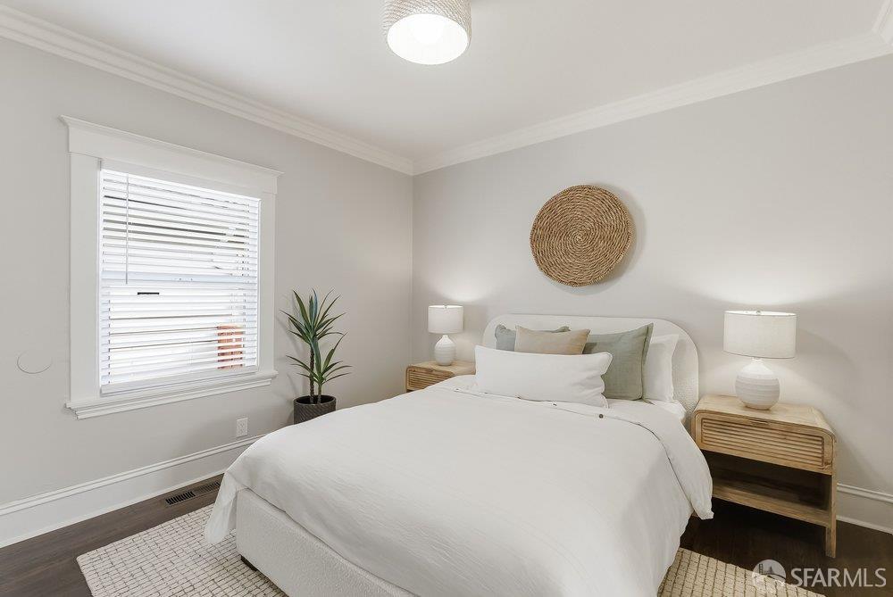 Detail Gallery Image 10 of 30 For 2040 Crosby Ave, Oakland,  CA 94601 - 4 Beds | 2 Baths