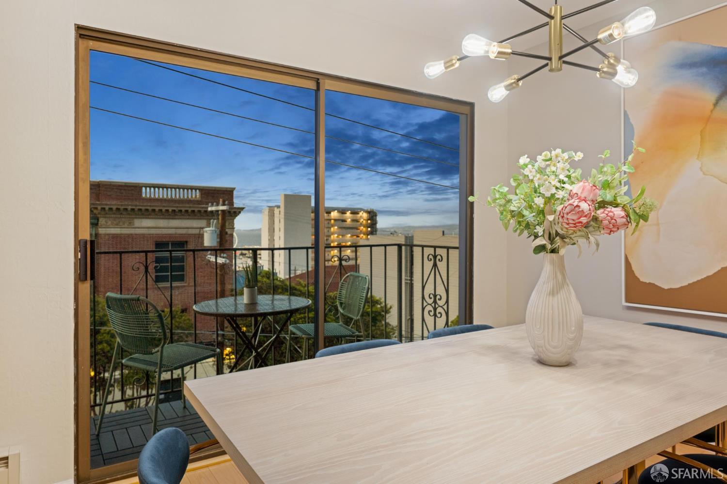 Detail Gallery Image 15 of 44 For 935 Filbert St #3,  San Francisco,  CA 94133 - 1 Beds | 1 Baths