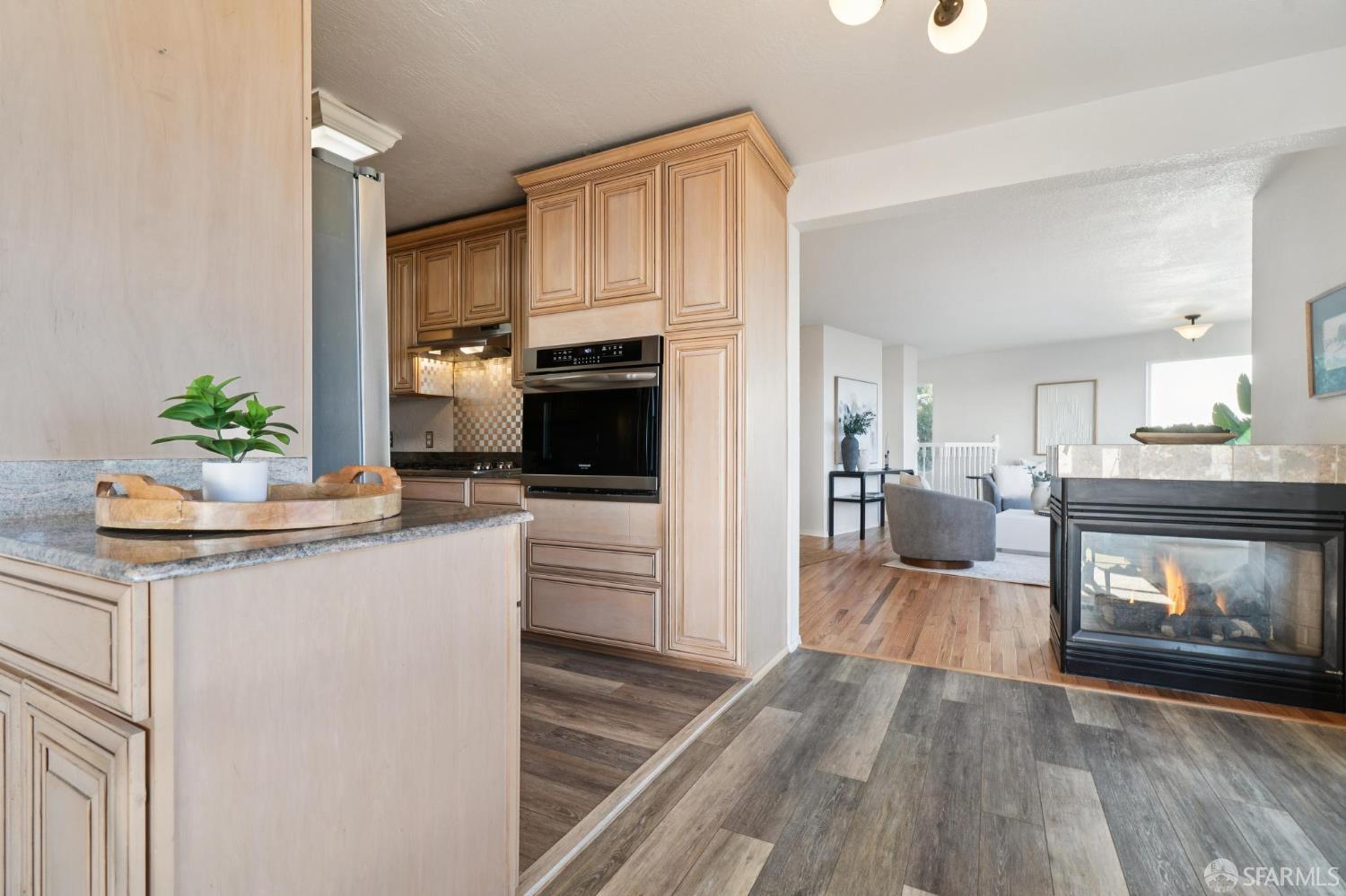 Detail Gallery Image 36 of 83 For 221 Cresta Vista Dr, San Francisco,  CA 94127 - 4 Beds | 3 Baths