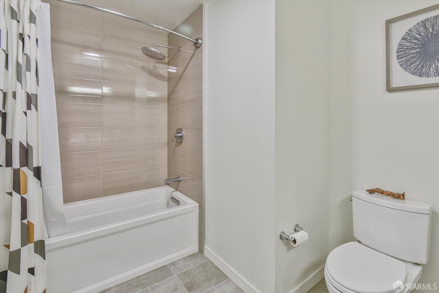 Detail Gallery Image 27 of 42 For 451 Donahue St, San Francisco,  CA 94124 - 2 Beds | 2 Baths