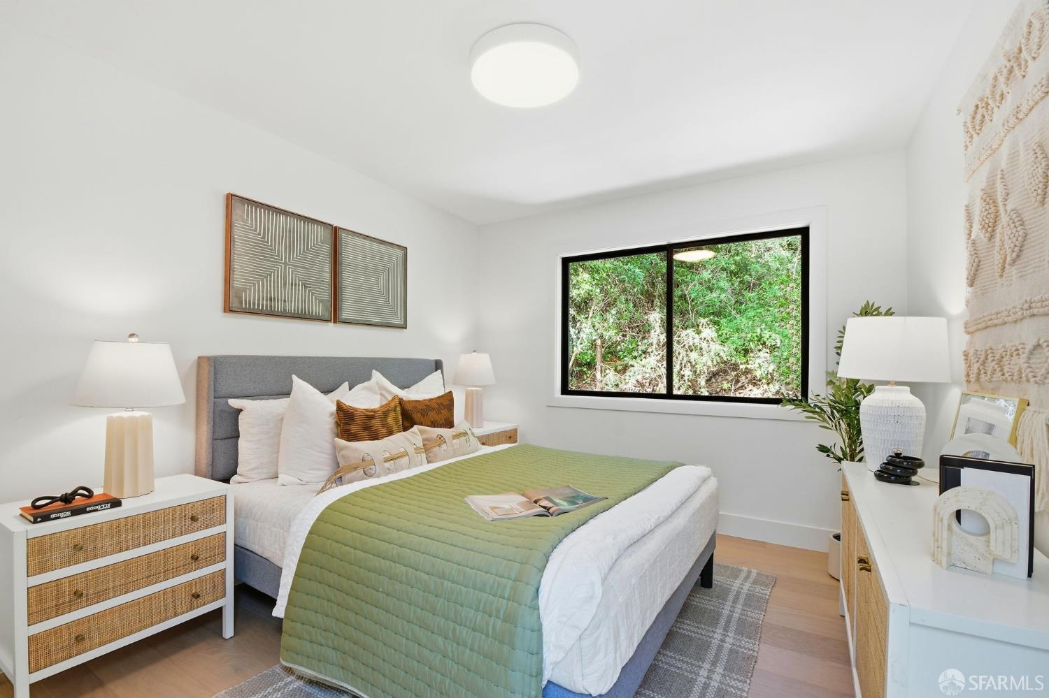 Detail Gallery Image 16 of 49 For 9 Clairview Ct, San Francisco,  CA 94131 - 4 Beds | 3 Baths