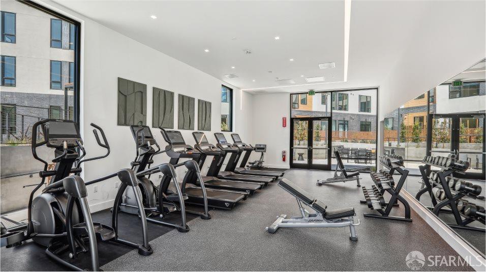 Detail Gallery Image 40 of 42 For 451 Donahue St, San Francisco,  CA 94124 - 2 Beds | 2 Baths