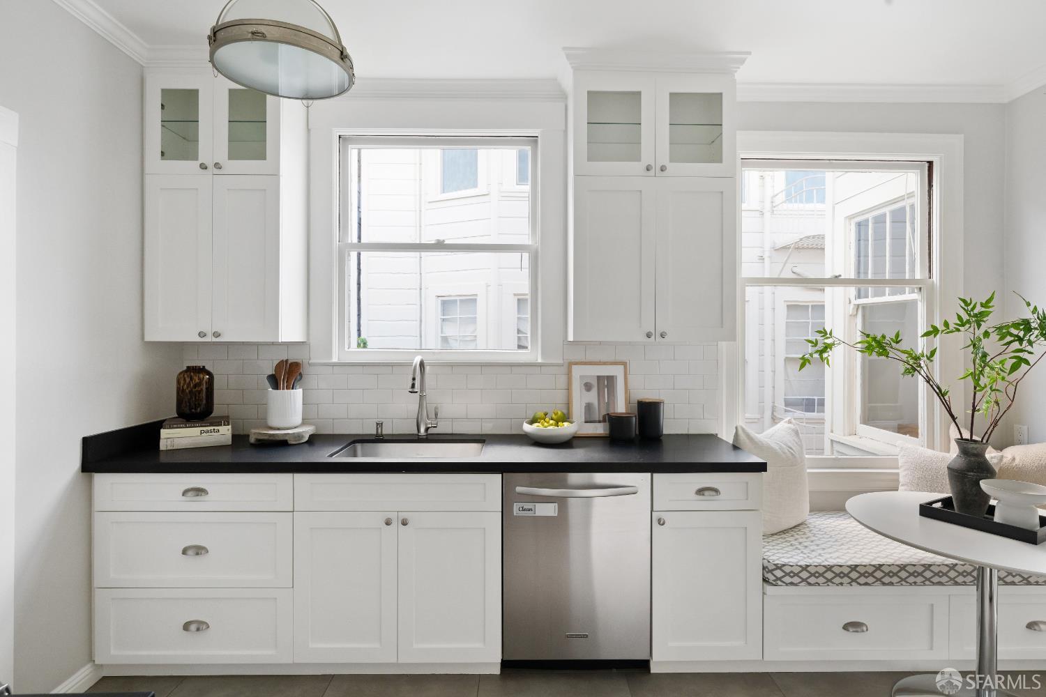 Detail Gallery Image 13 of 27 For 1468 Francisco St #4,  San Francisco,  CA 94123 - 1 Beds | 1 Baths