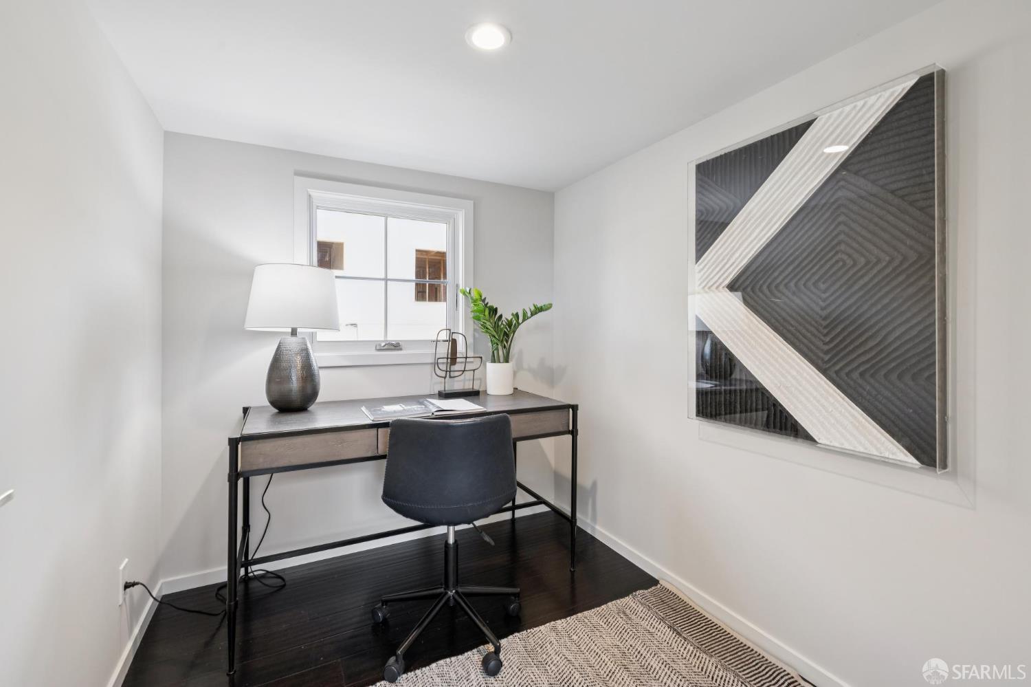 Detail Gallery Image 23 of 45 For 1536 Cherry St #B,  San Carlos,  CA 94070 - 3 Beds | 2/1 Baths