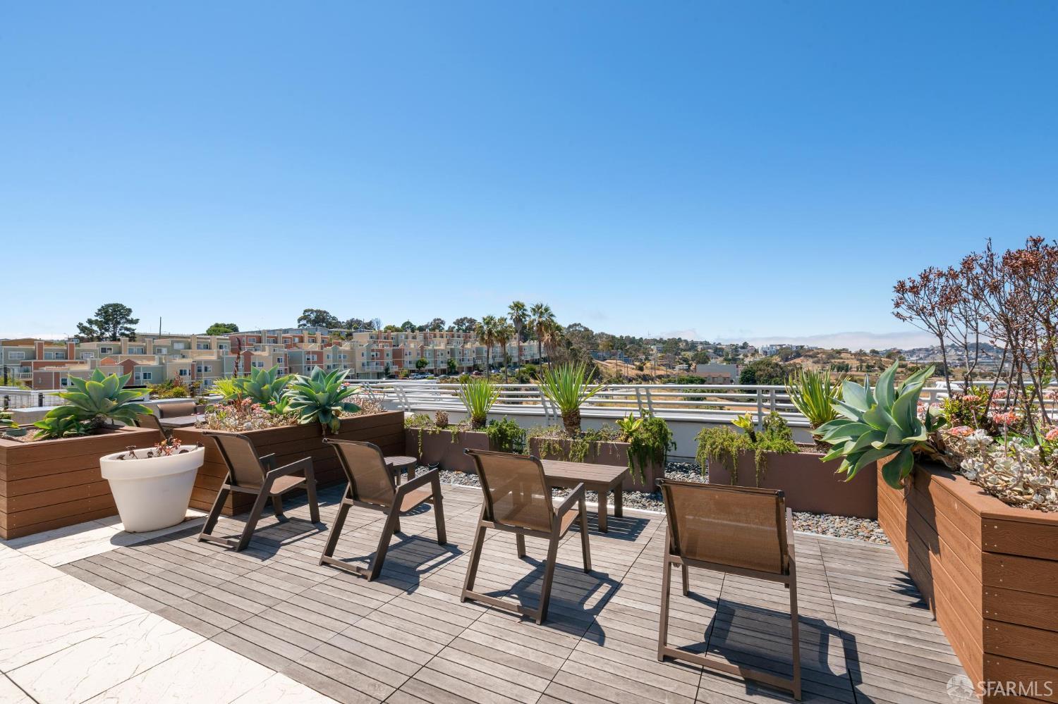 Photo #33: 426105791 Listing: Photo #33