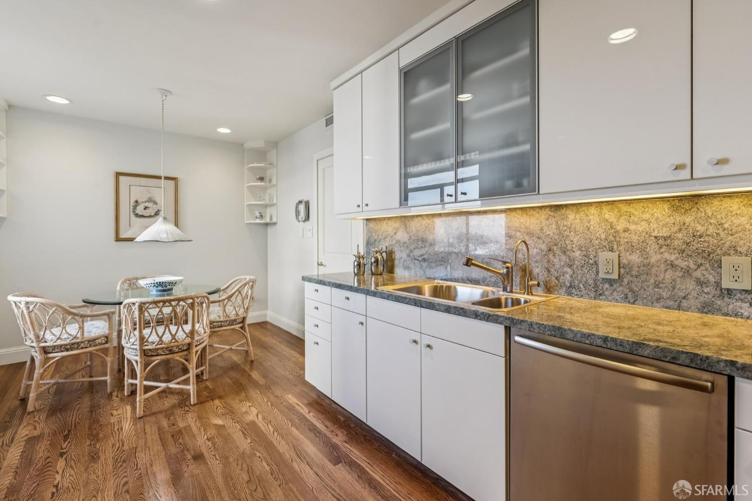 Photo #47: 426105605 Listing: Photo #47