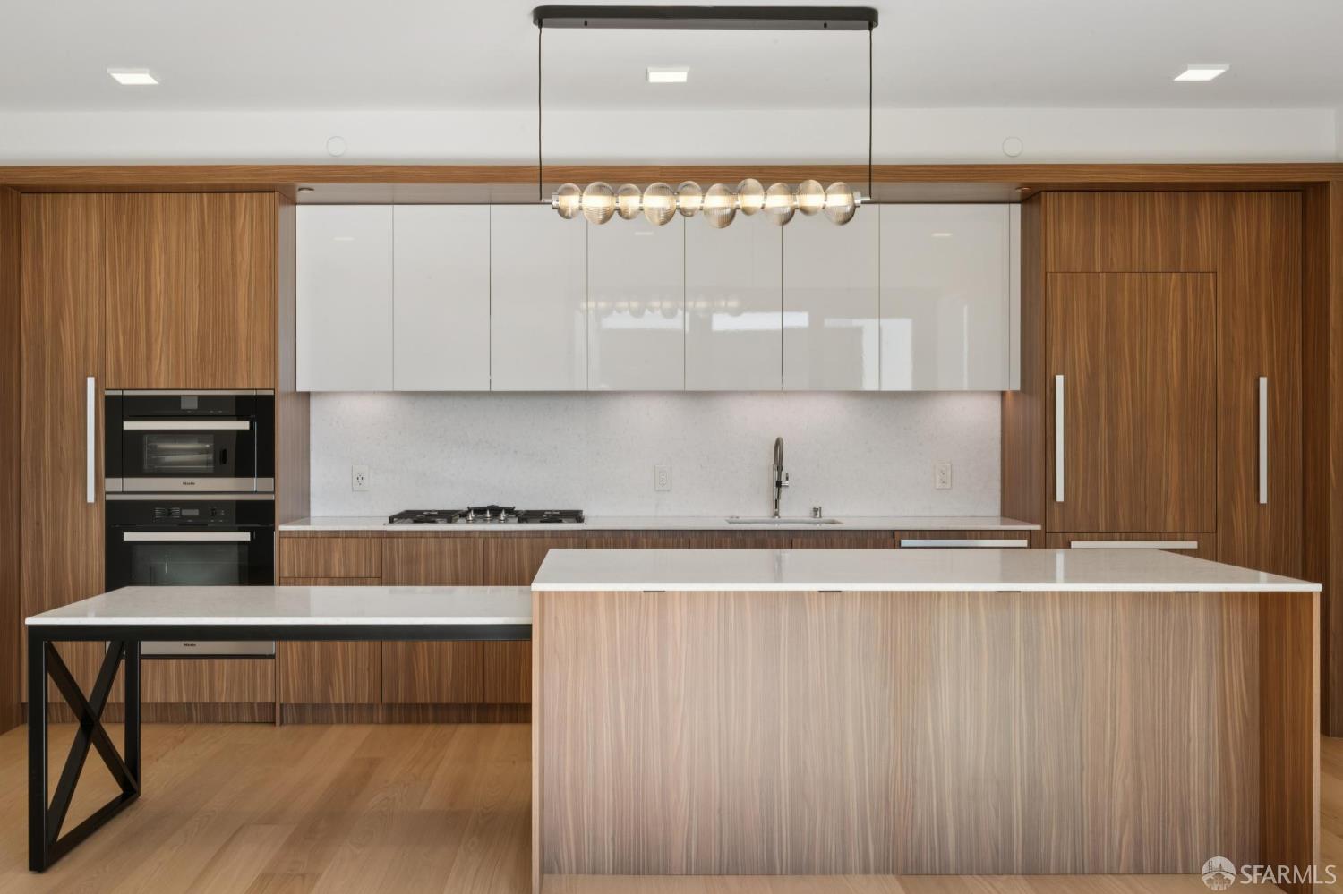 Photo #19: 425010610 Listing: Photo #19