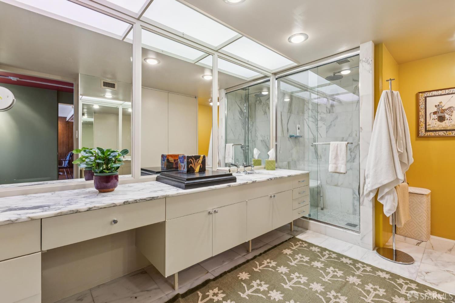 Photo #26: 426102885 Listing: Photo #26