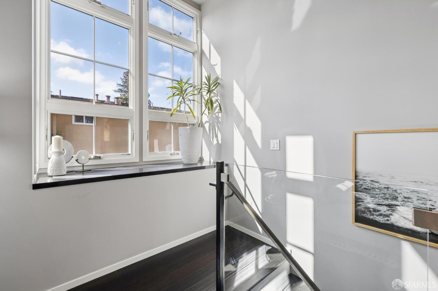 Detail Gallery Image 8 of 45 For 1536 Cherry St #B,  San Carlos,  CA 94070 - 3 Beds | 2/1 Baths