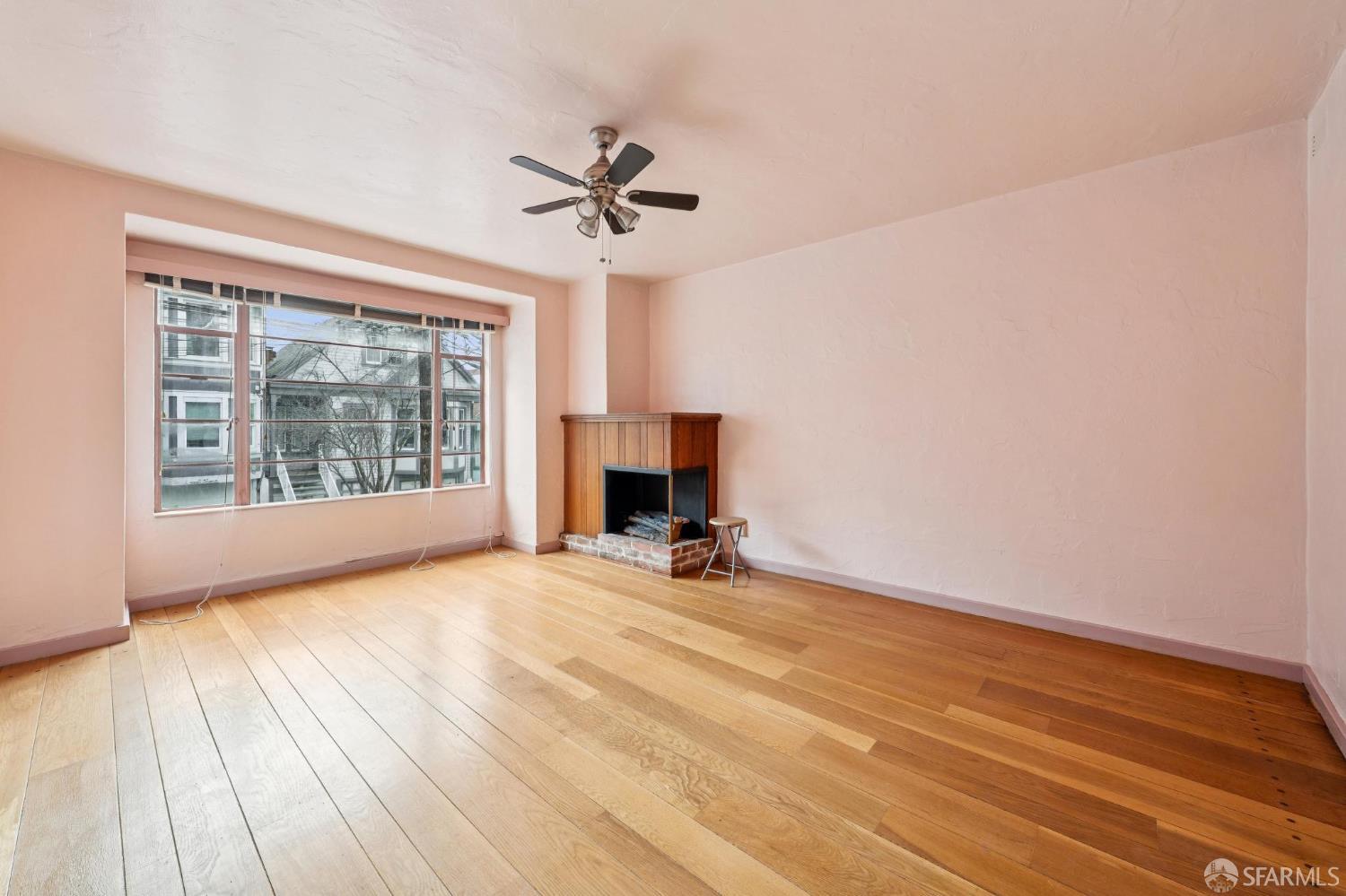 Detail Gallery Image 4 of 45 For 1551 Hampshire St, San Francisco,  CA 94110 - – Beds | – Baths