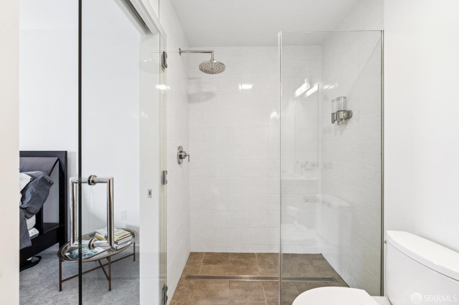 Photo #19: 426105791 Listing: Photo #19