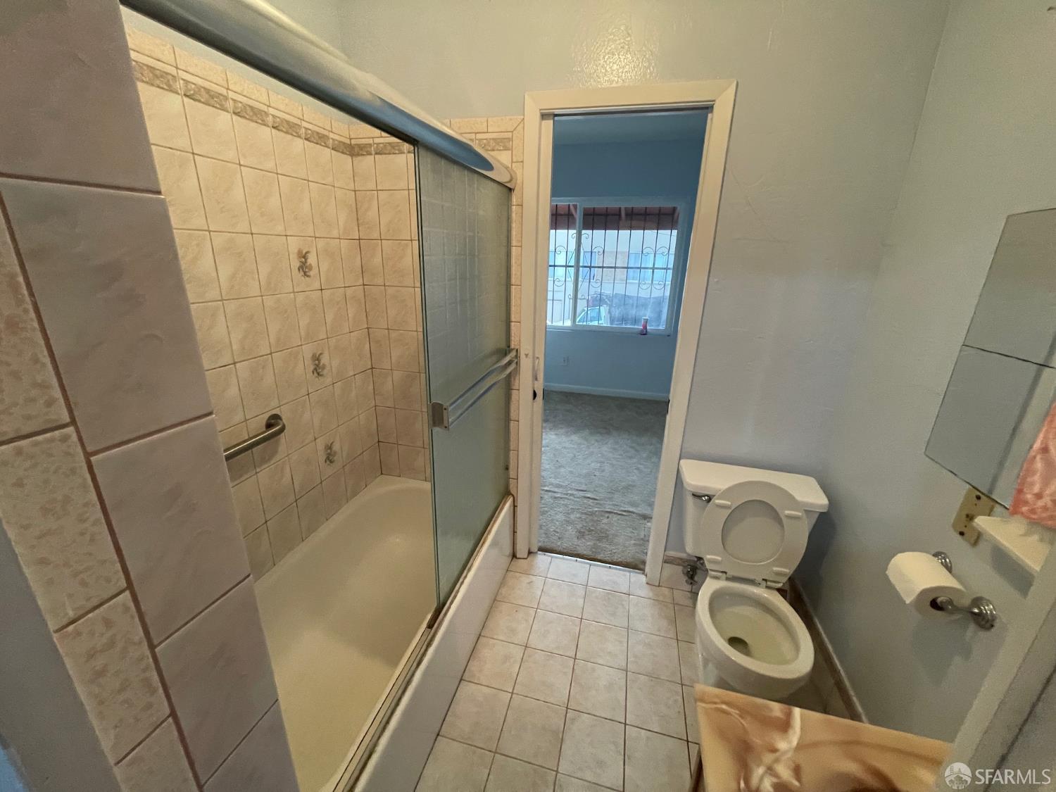 Detail Gallery Image 9 of 16 For 62 Bepler St, Daly City,  CA 94014 - 2 Beds | 1/1 Baths