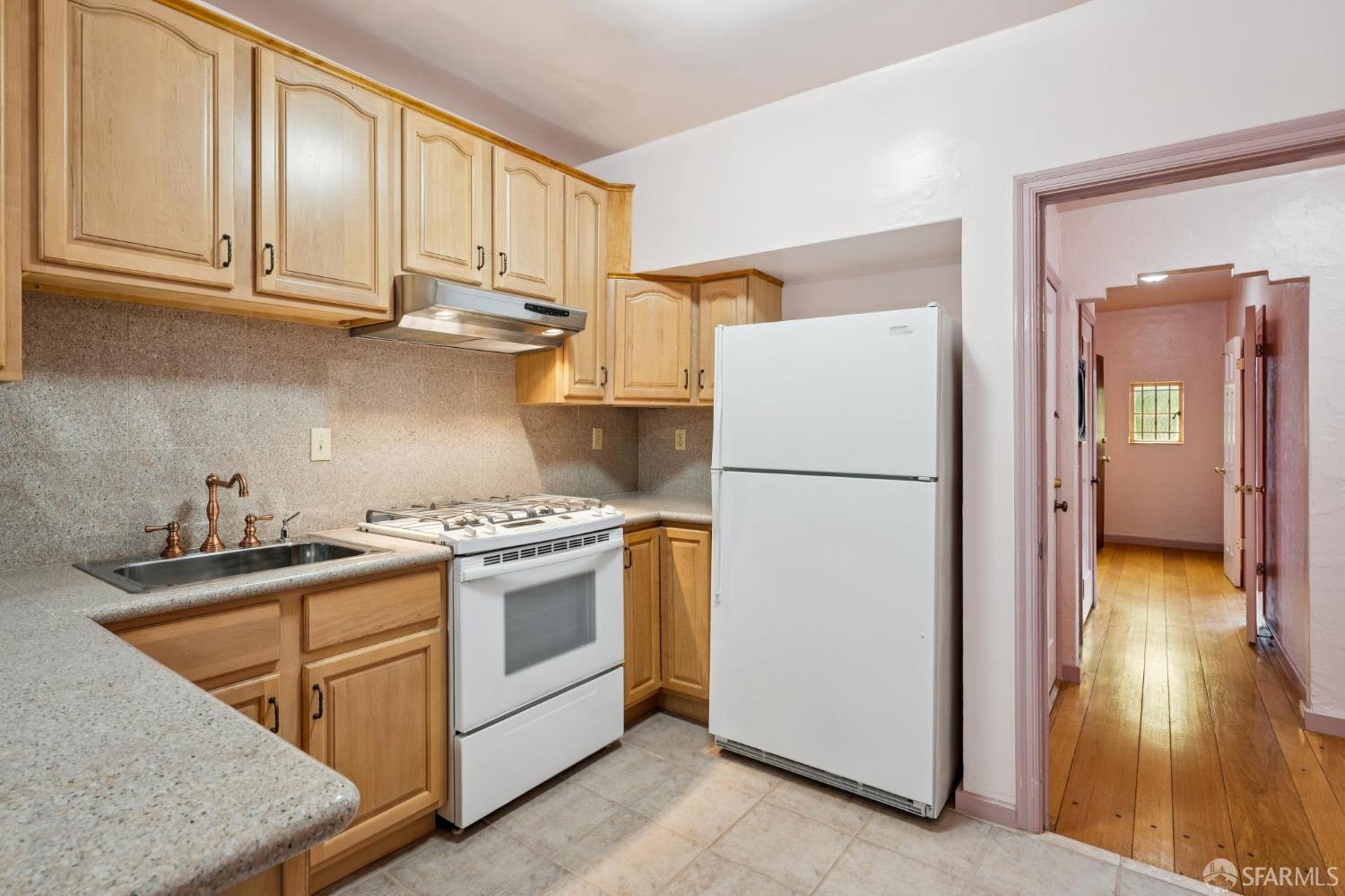 Detail Gallery Image 7 of 45 For 1551 Hampshire St, San Francisco,  CA 94110 - – Beds | – Baths