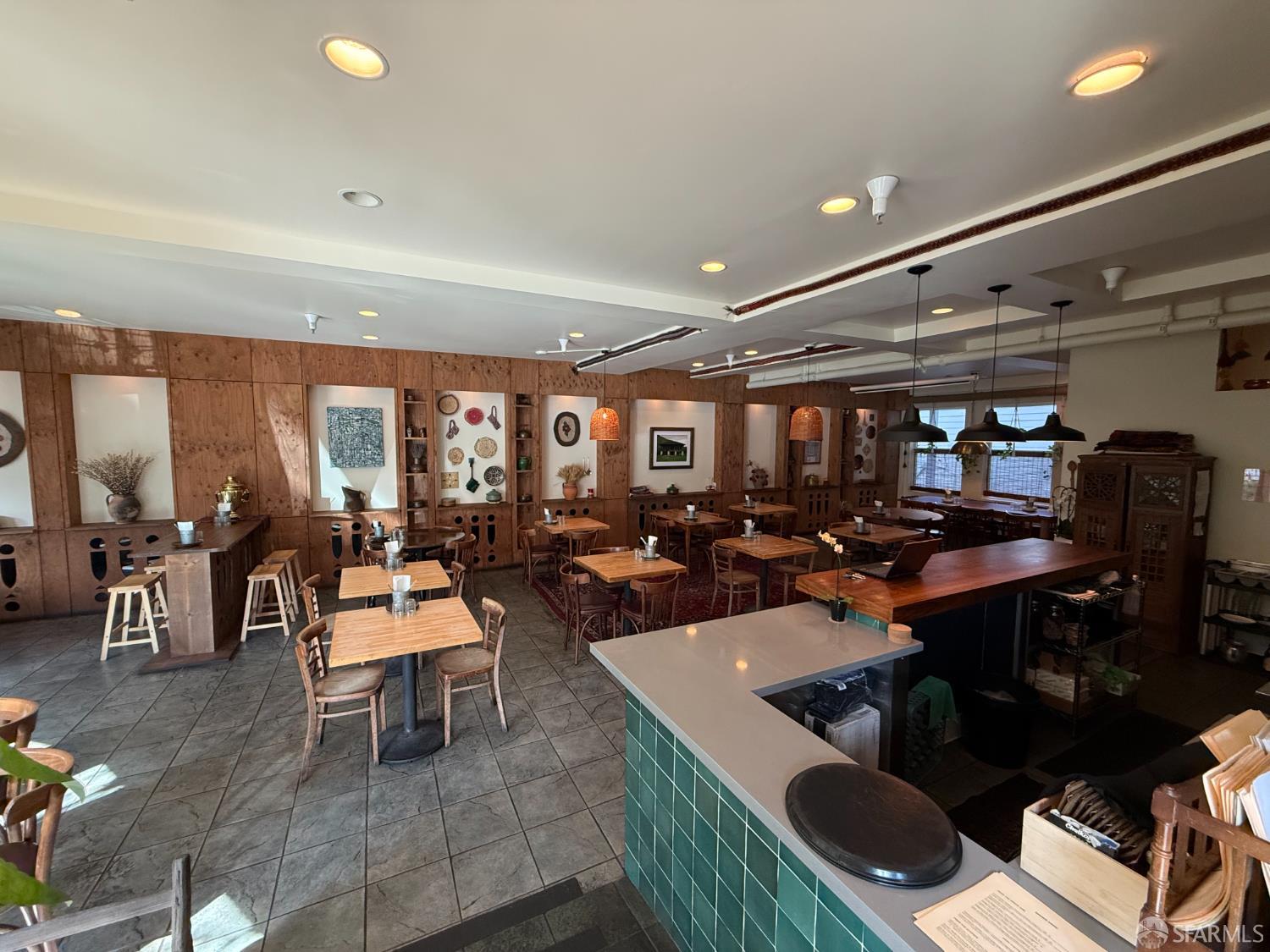 Detail Gallery Image 2 of 14 For 10 29th St, San Francisco,  CA 94110 - – Beds | – Baths