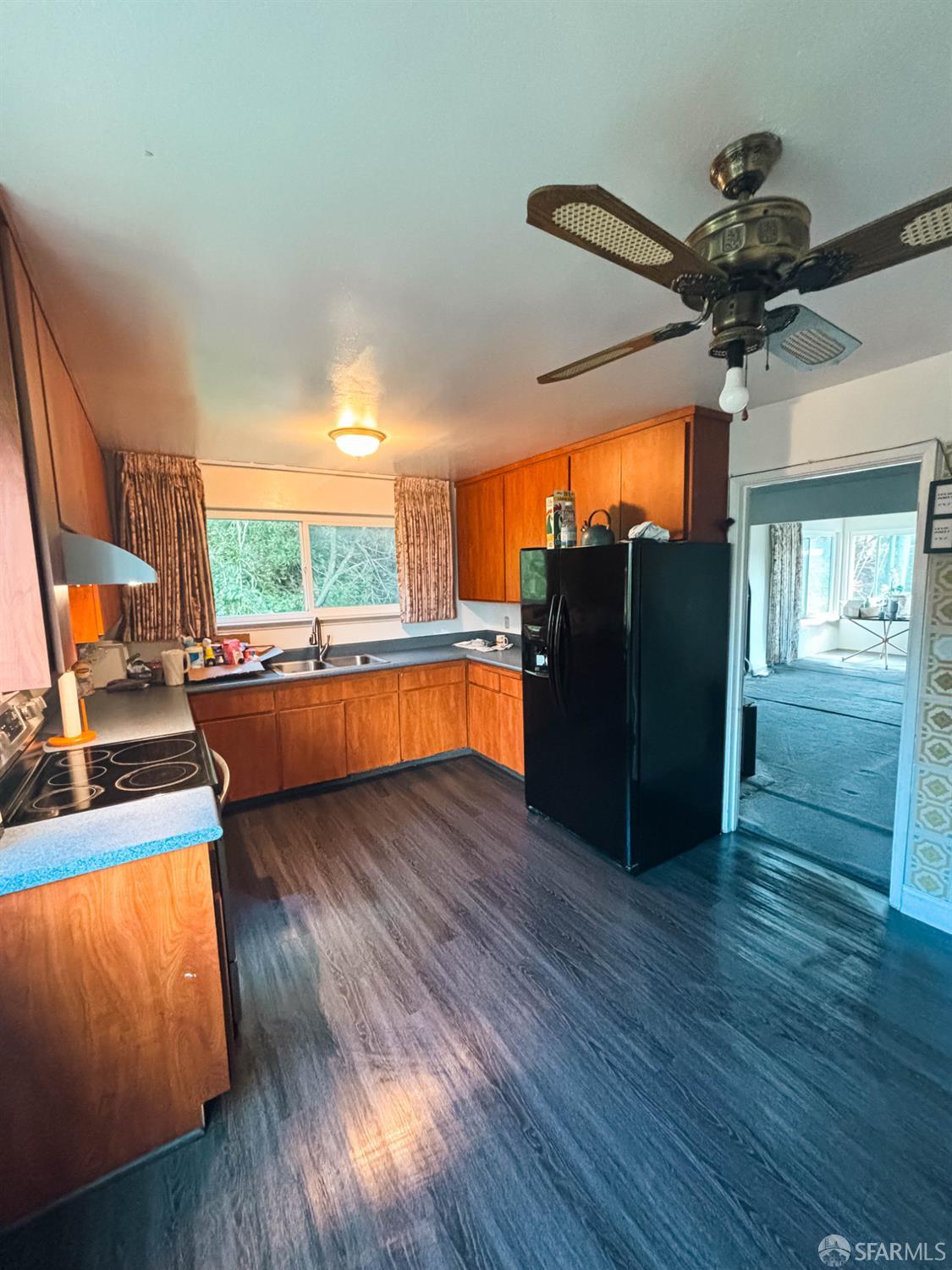 Detail Gallery Image 9 of 13 For 44 Gillette Ave, San Francisco,  CA 94134 - 3 Beds | 2 Baths