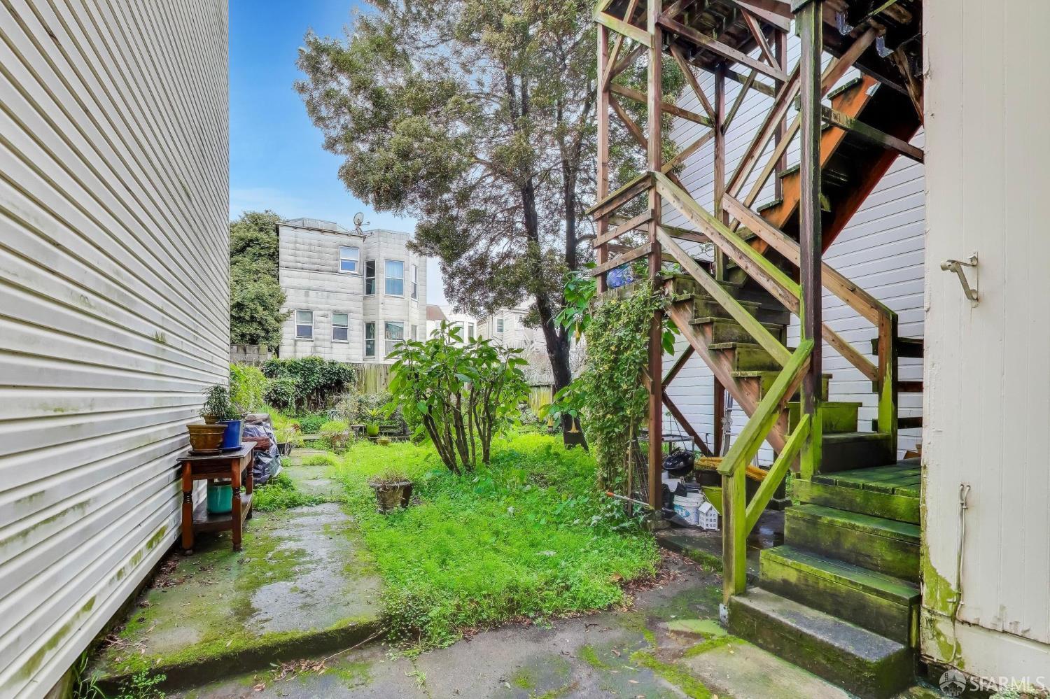 Detail Gallery Image 12 of 42 For 1228 12th Ave, San Francisco,  CA 94122 - – Beds | – Baths