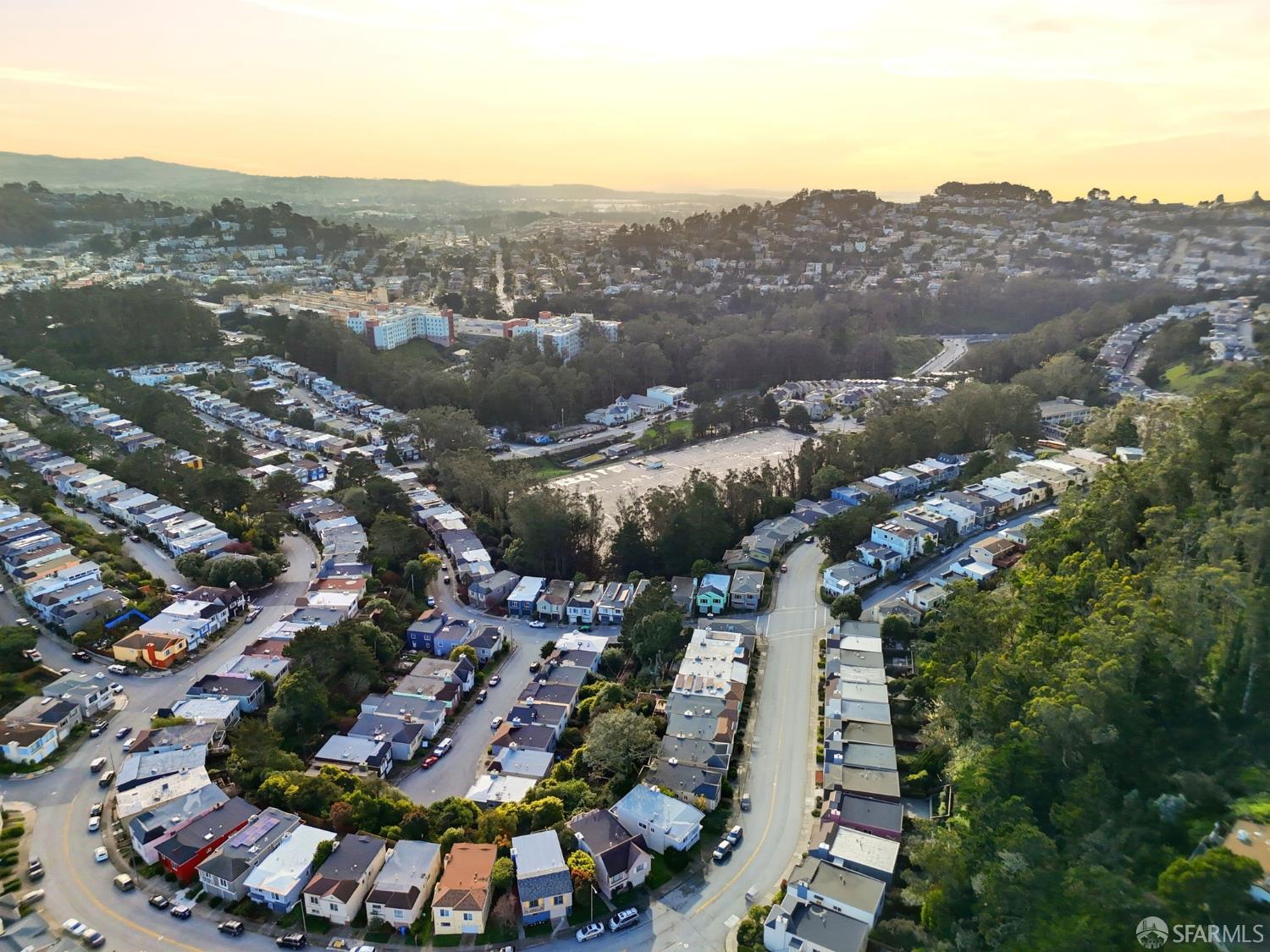 Detail Gallery Image 48 of 49 For 9 Clairview Ct, San Francisco,  CA 94131 - 4 Beds | 3 Baths