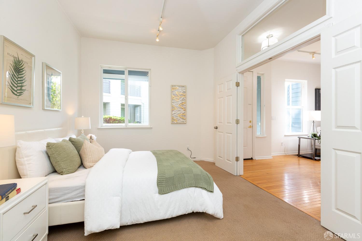 Detail Gallery Image 26 of 50 For 141 Kestrel Ct, Brisbane,  CA 94005 - 2 Beds | 2 Baths