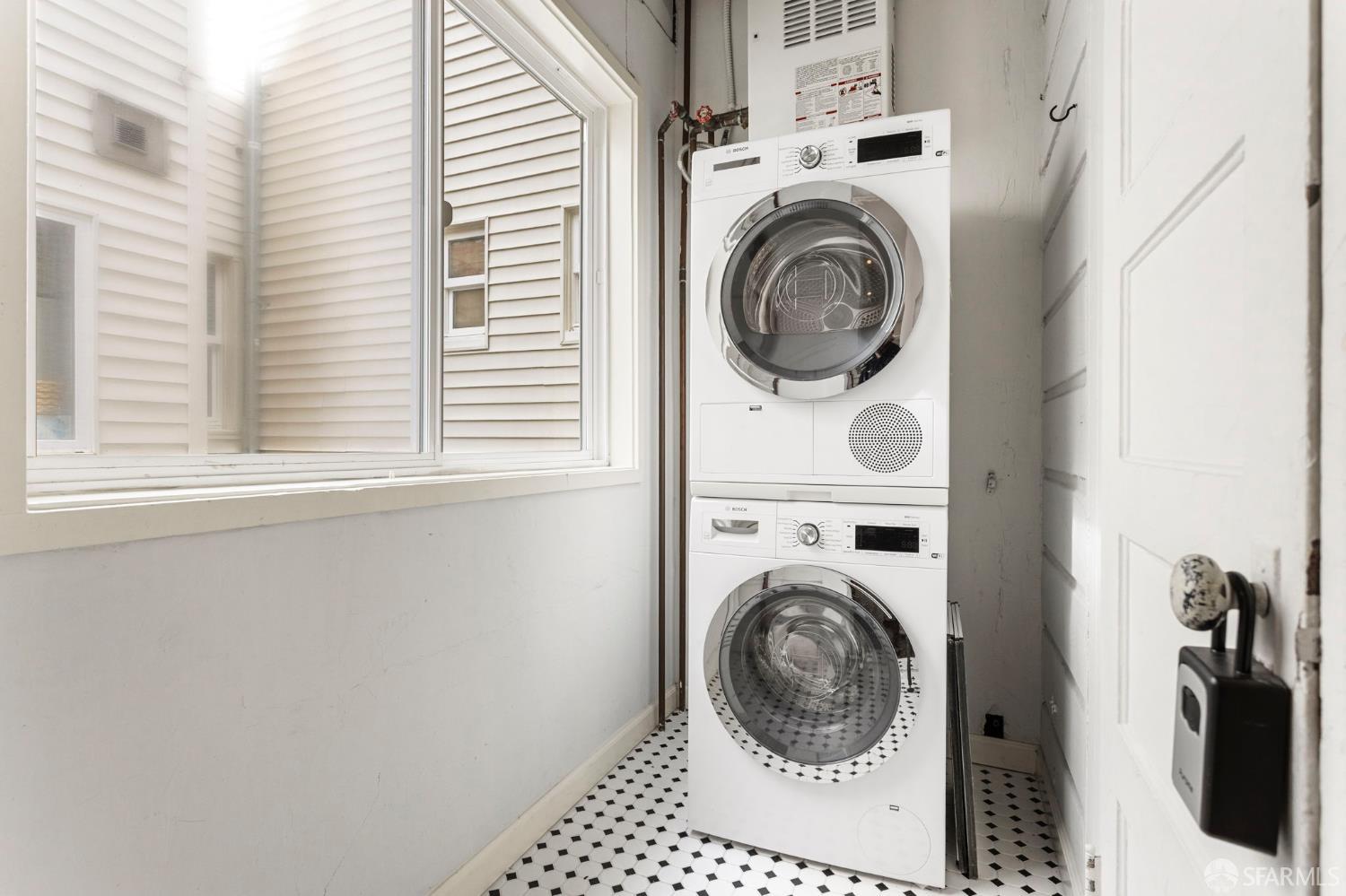 Photo #29: 426105757 Listing: Photo #29