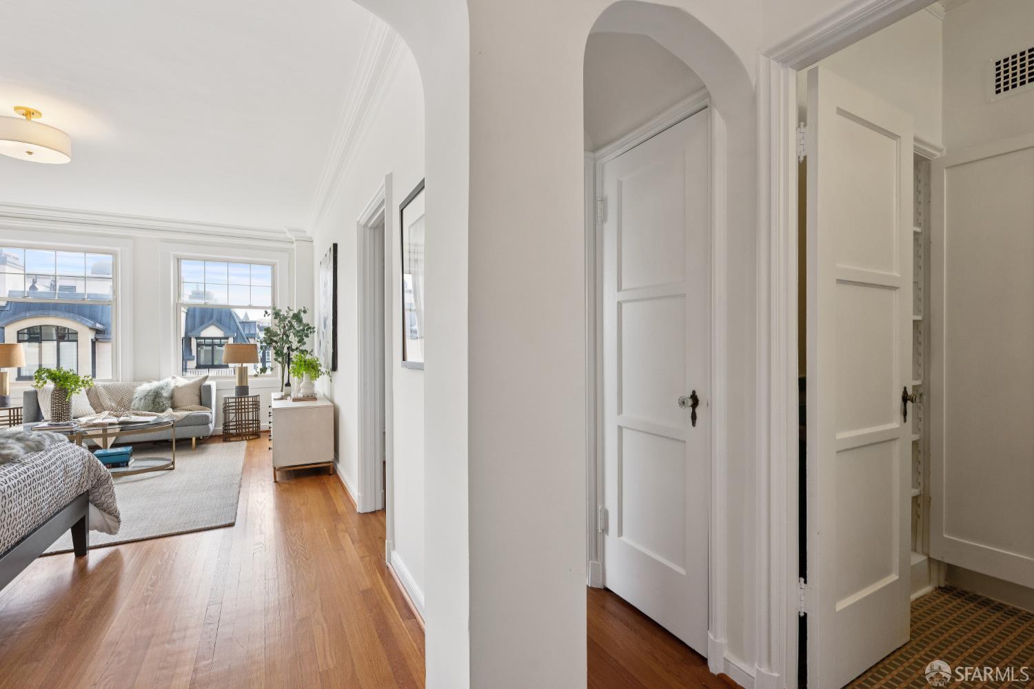 Photo #14: 425092819 Listing: Photo #14