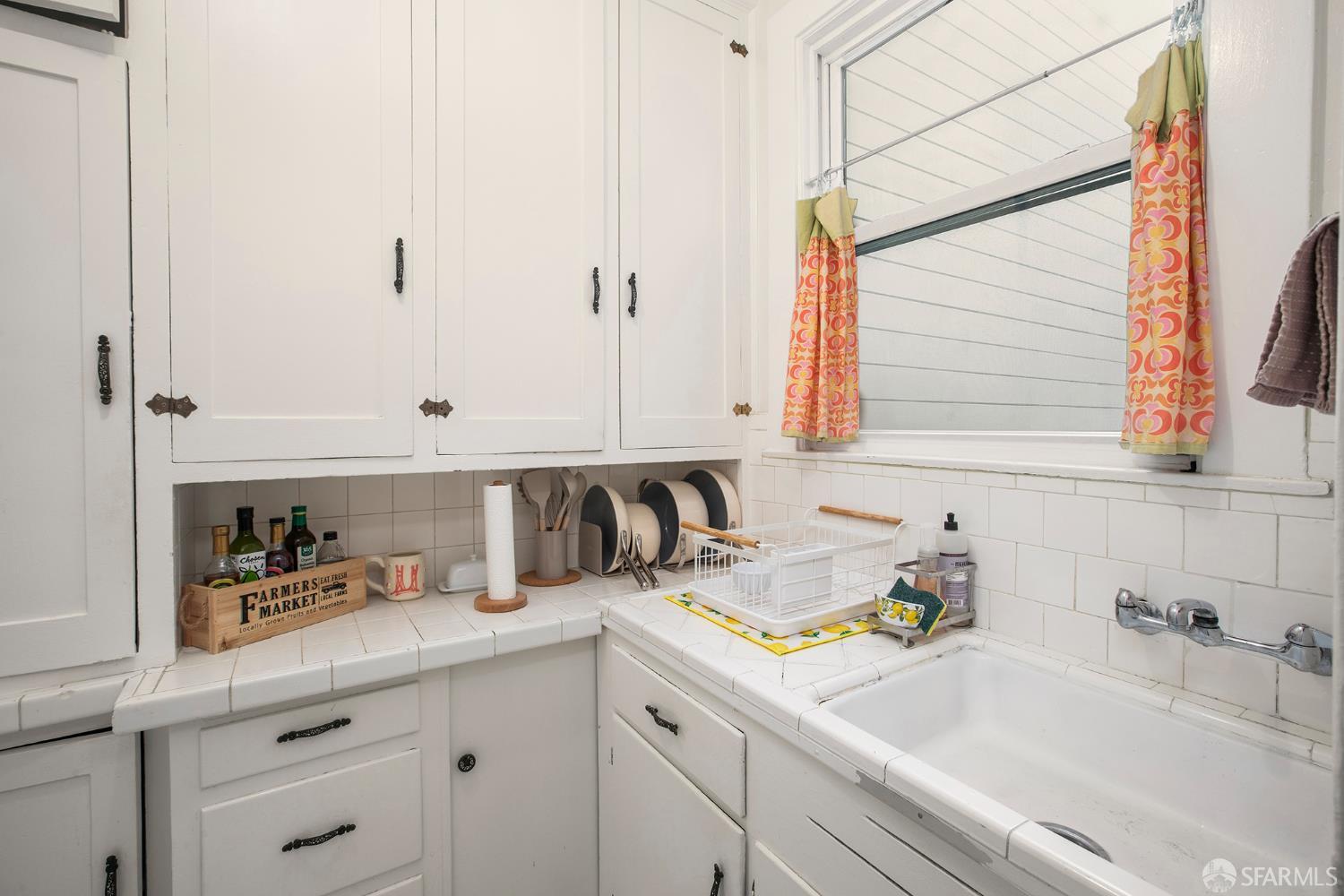 Detail Gallery Image 10 of 20 For 326 11th Ave, San Francisco,  CA 94118 - – Beds | – Baths