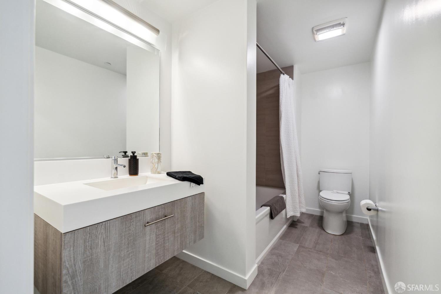 Photo #24: 426105791 Listing: Photo #24