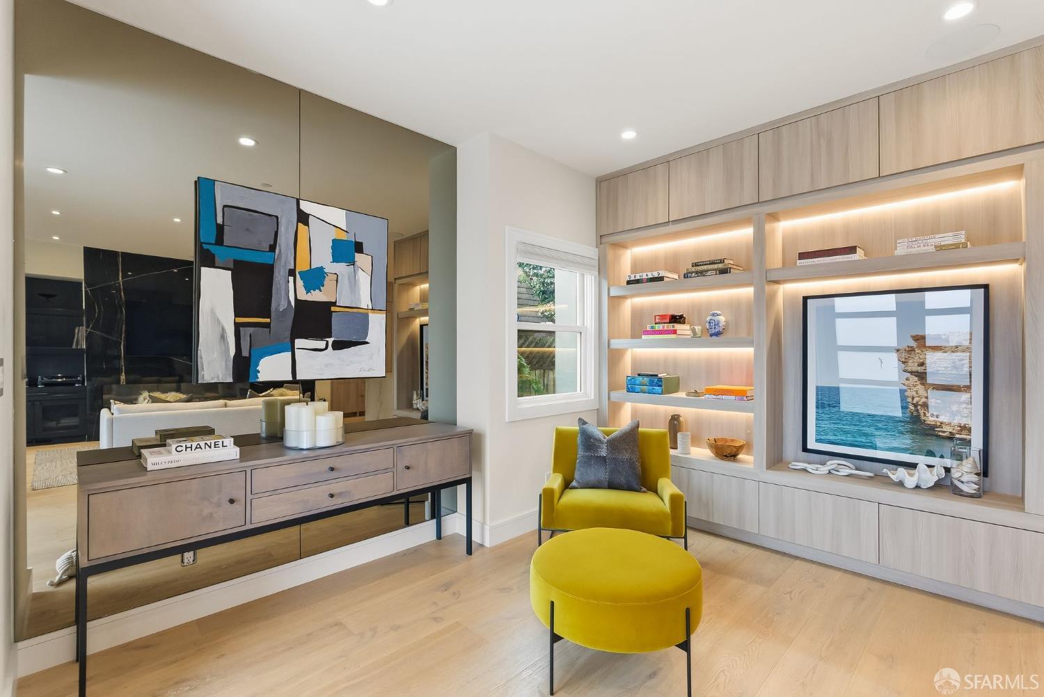 Detail Gallery Image 4 of 47 For Address Is Not Disclosed, San Francisco,  CA 94114 - 2 Beds | 4 Baths