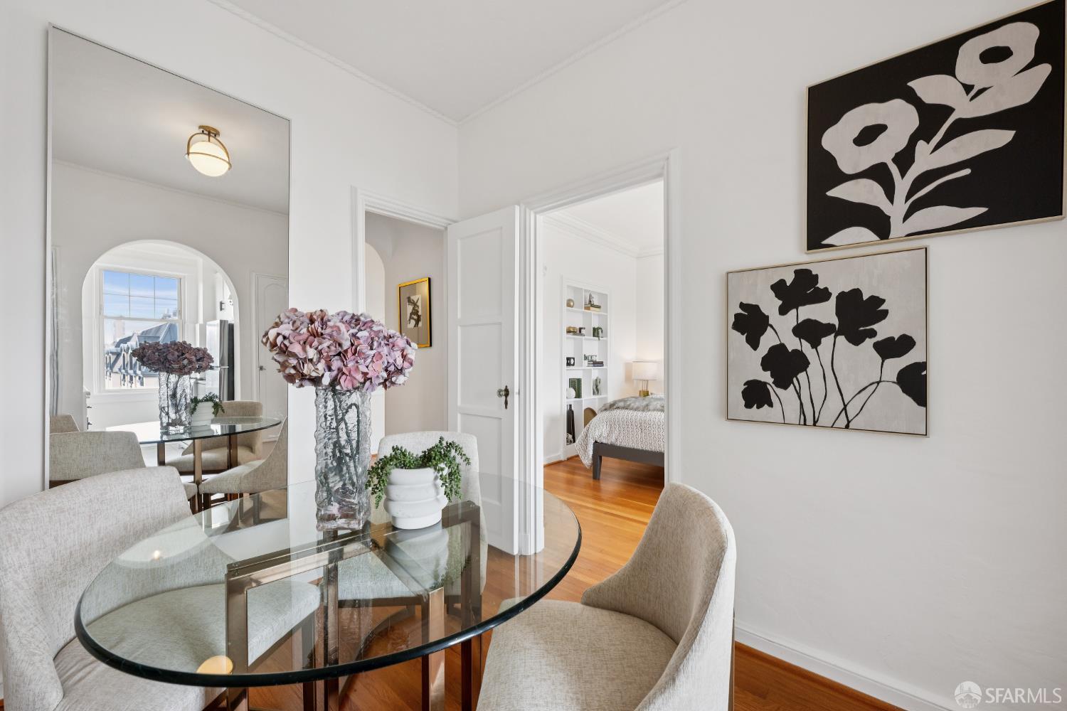 Photo #8: 425092819 Listing: Photo #8