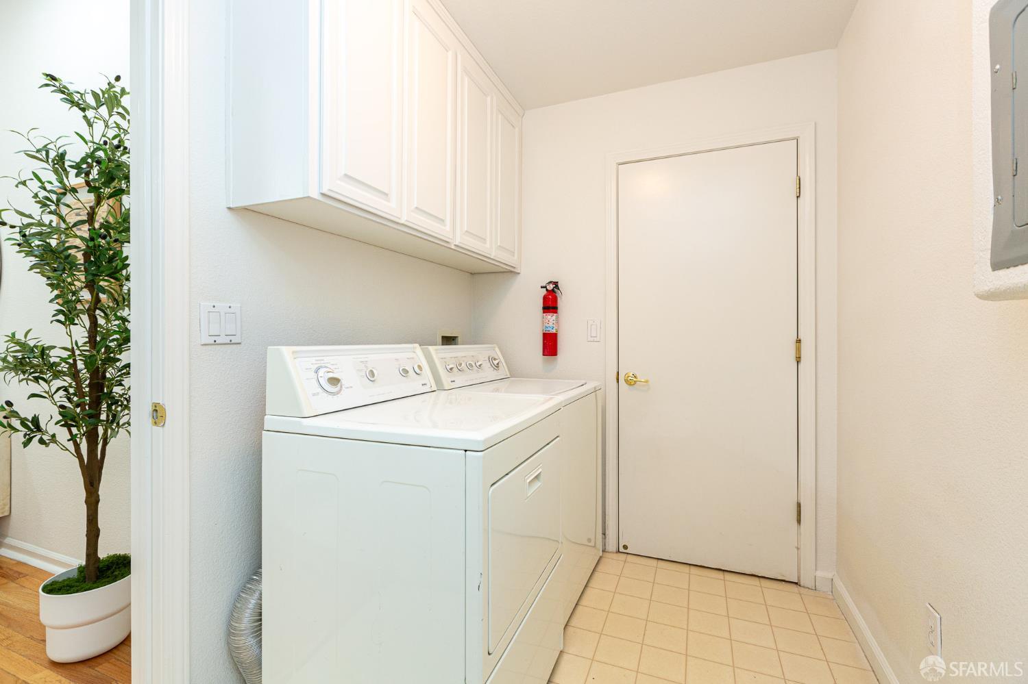 Detail Gallery Image 31 of 50 For 141 Kestrel Ct, Brisbane,  CA 94005 - 2 Beds | 2 Baths