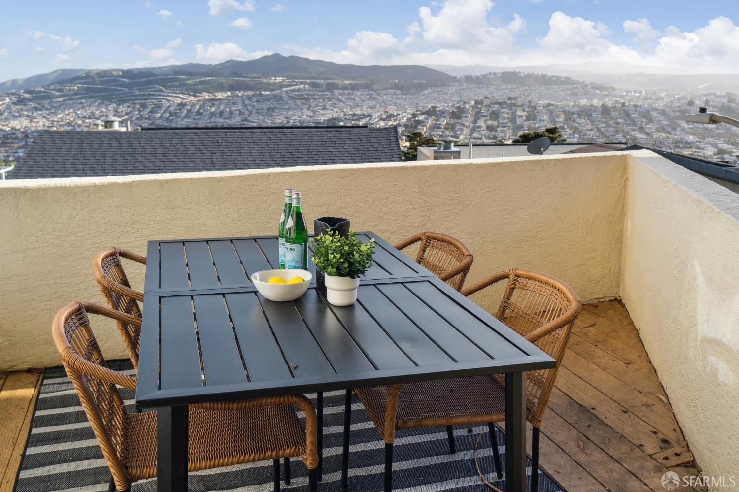 Detail Gallery Image 45 of 83 For 221 Cresta Vista Dr, San Francisco,  CA 94127 - 4 Beds | 3 Baths