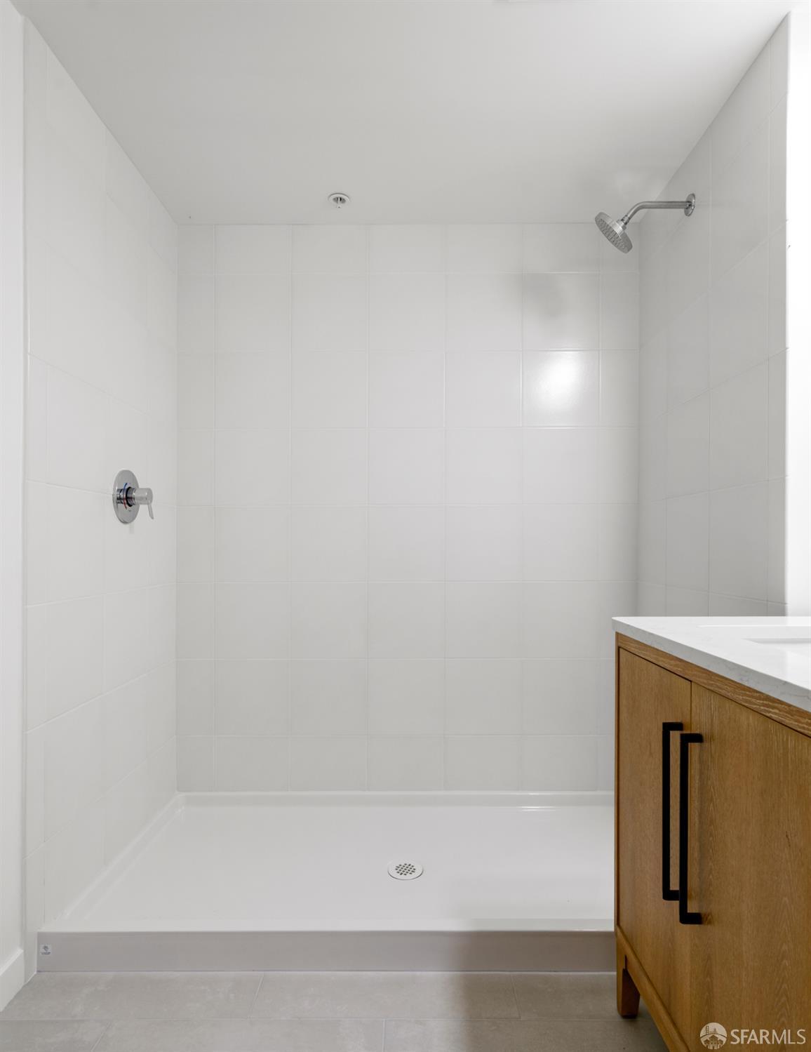 Detail Gallery Image 13 of 19 For 720 York St #113,  San Francisco,  CA 94110 - – Beds | – Baths