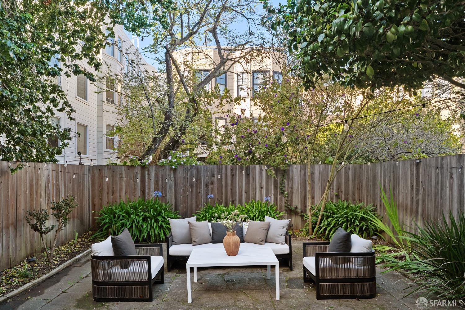 Detail Gallery Image 20 of 27 For 1468 Francisco St #4,  San Francisco,  CA 94123 - 1 Beds | 1 Baths