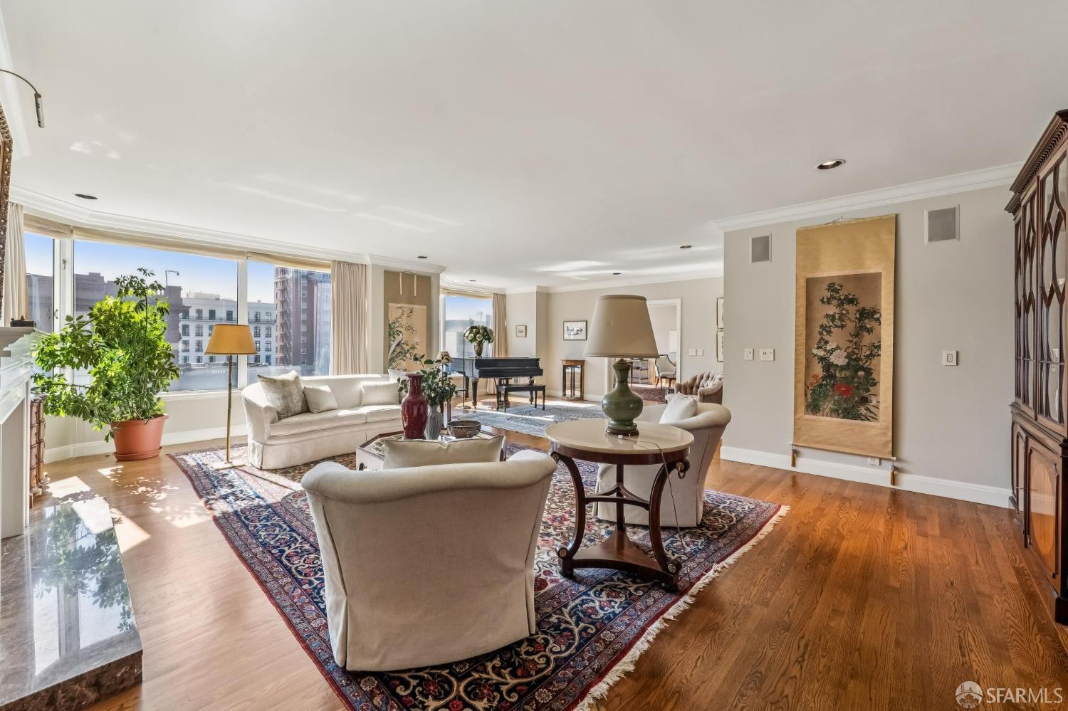 Photo #3: 426105605 Listing: Photo #3