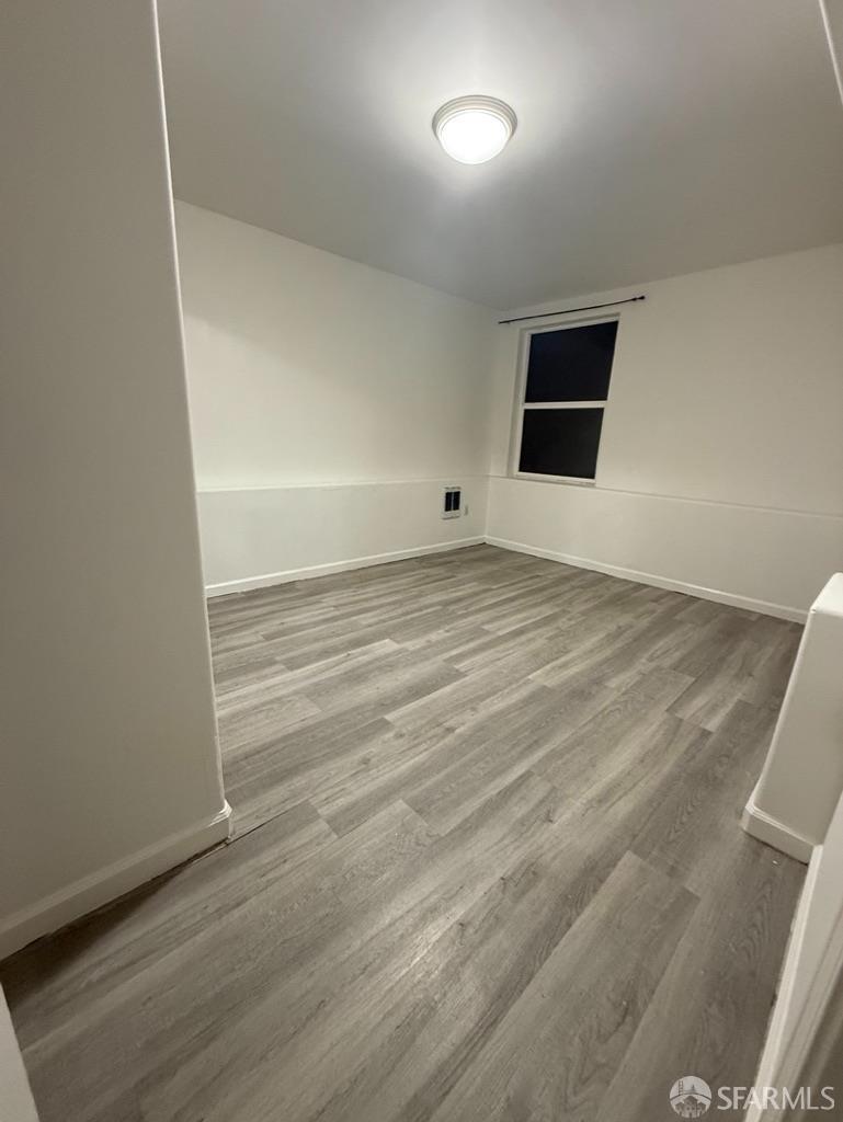 Detail Gallery Image 5 of 9 For 346 Monticello St a,  San Francisco,  CA 94132 - 2 Beds | 1 Baths