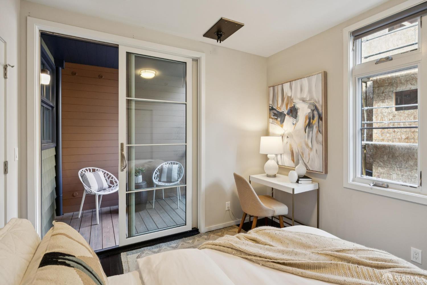 Detail Gallery Image 36 of 45 For 1536 Cherry St #B,  San Carlos,  CA 94070 - 3 Beds | 2/1 Baths