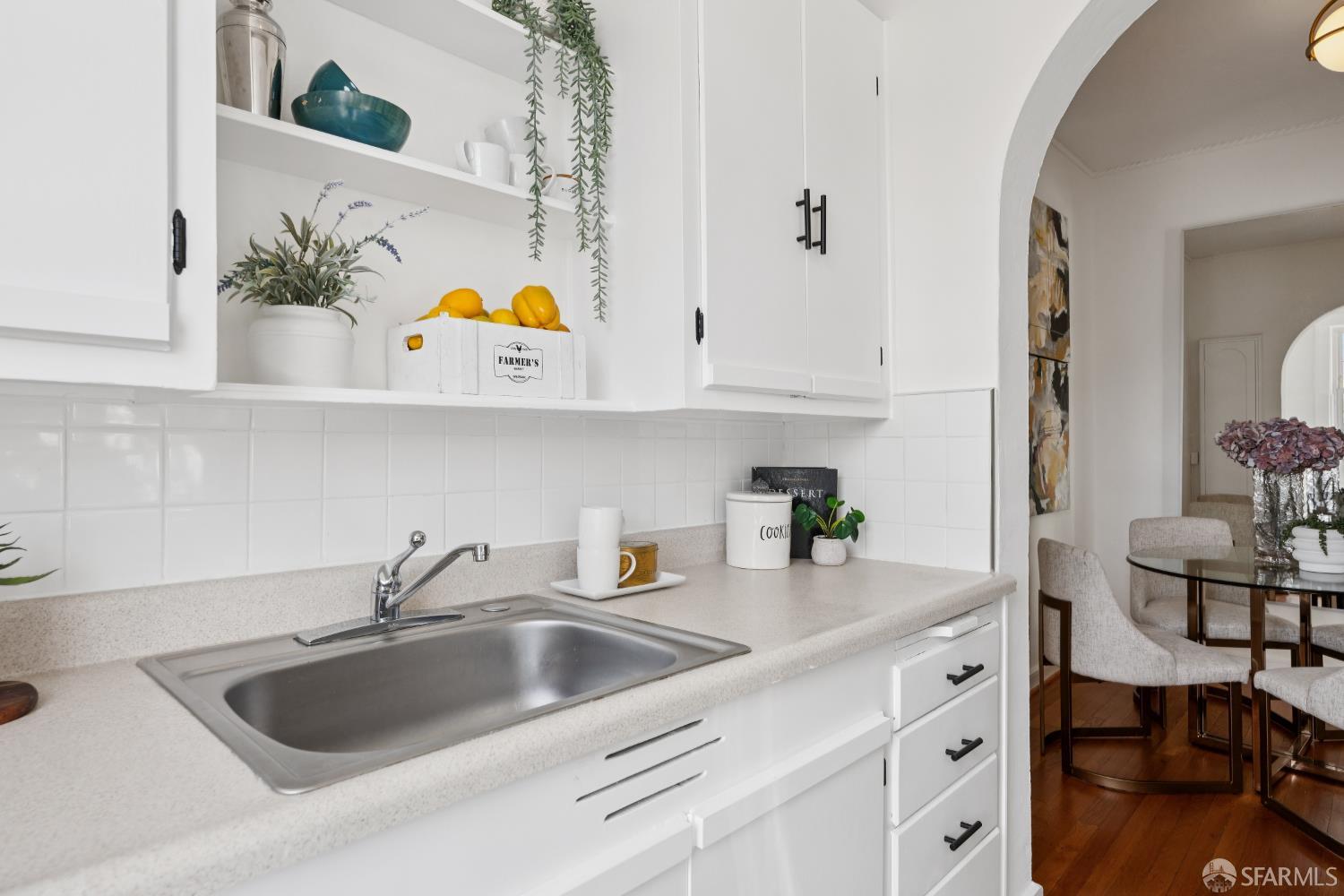 Photo #12: 425092819 Listing: Photo #12