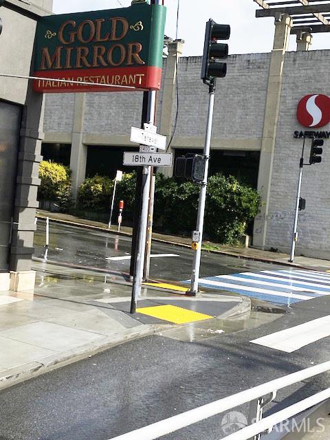 Detail Gallery Image 26 of 27 For 2385 18th Ave, San Francisco,  CA 94116 - 1 Beds | 1 Baths