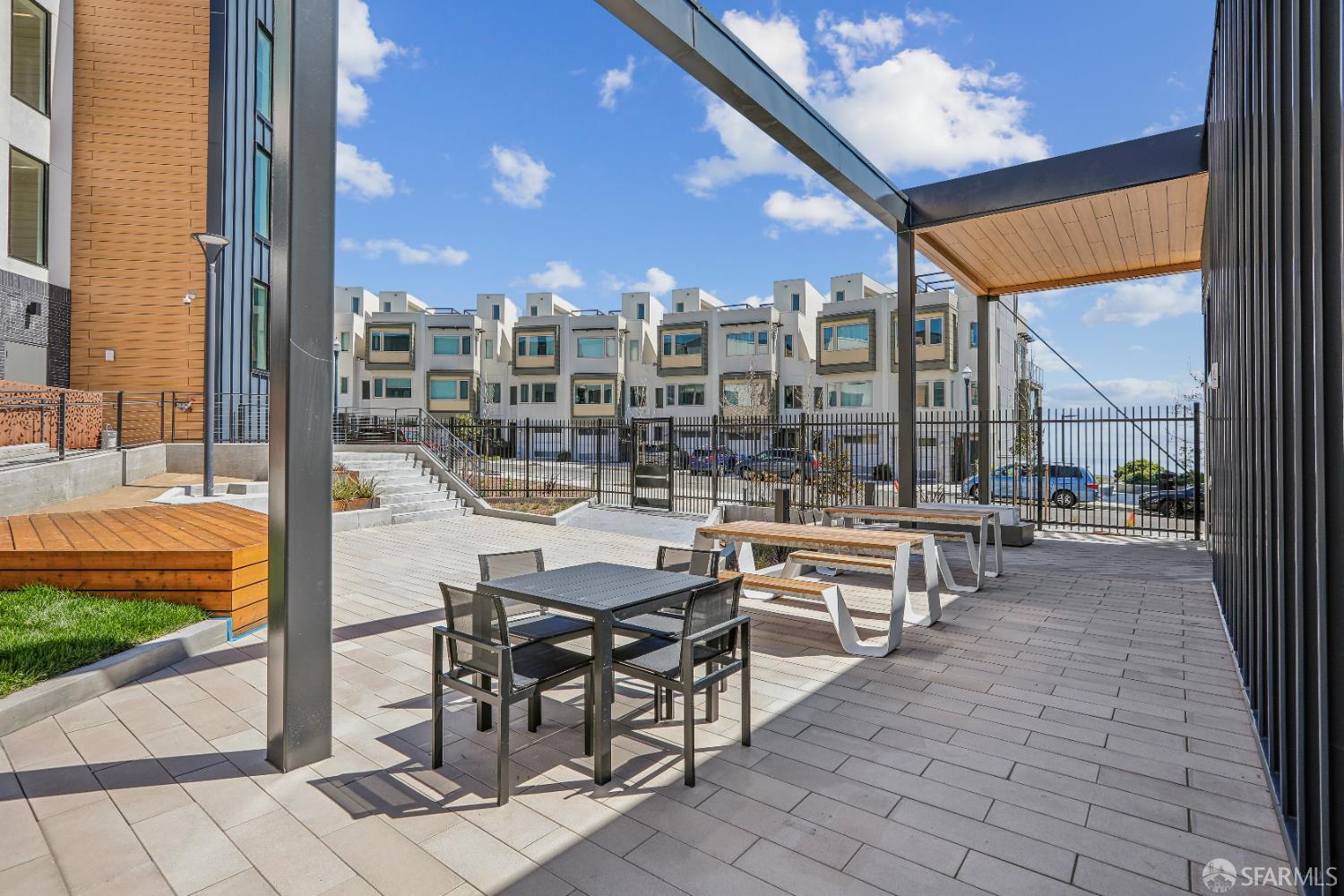 Detail Gallery Image 25 of 36 For 52 Sw Kirkwood Ave #414,  San Francisco,  CA 94124 - 1 Beds | 1 Baths