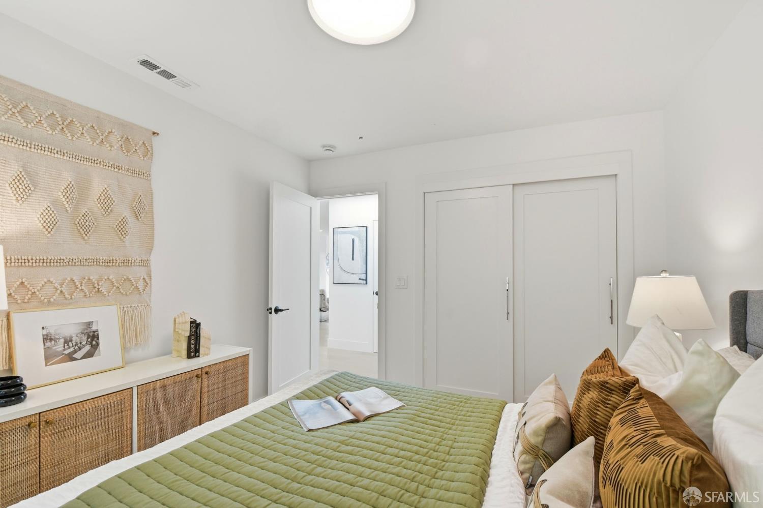 Detail Gallery Image 18 of 49 For 9 Clairview Ct, San Francisco,  CA 94131 - 4 Beds | 3 Baths