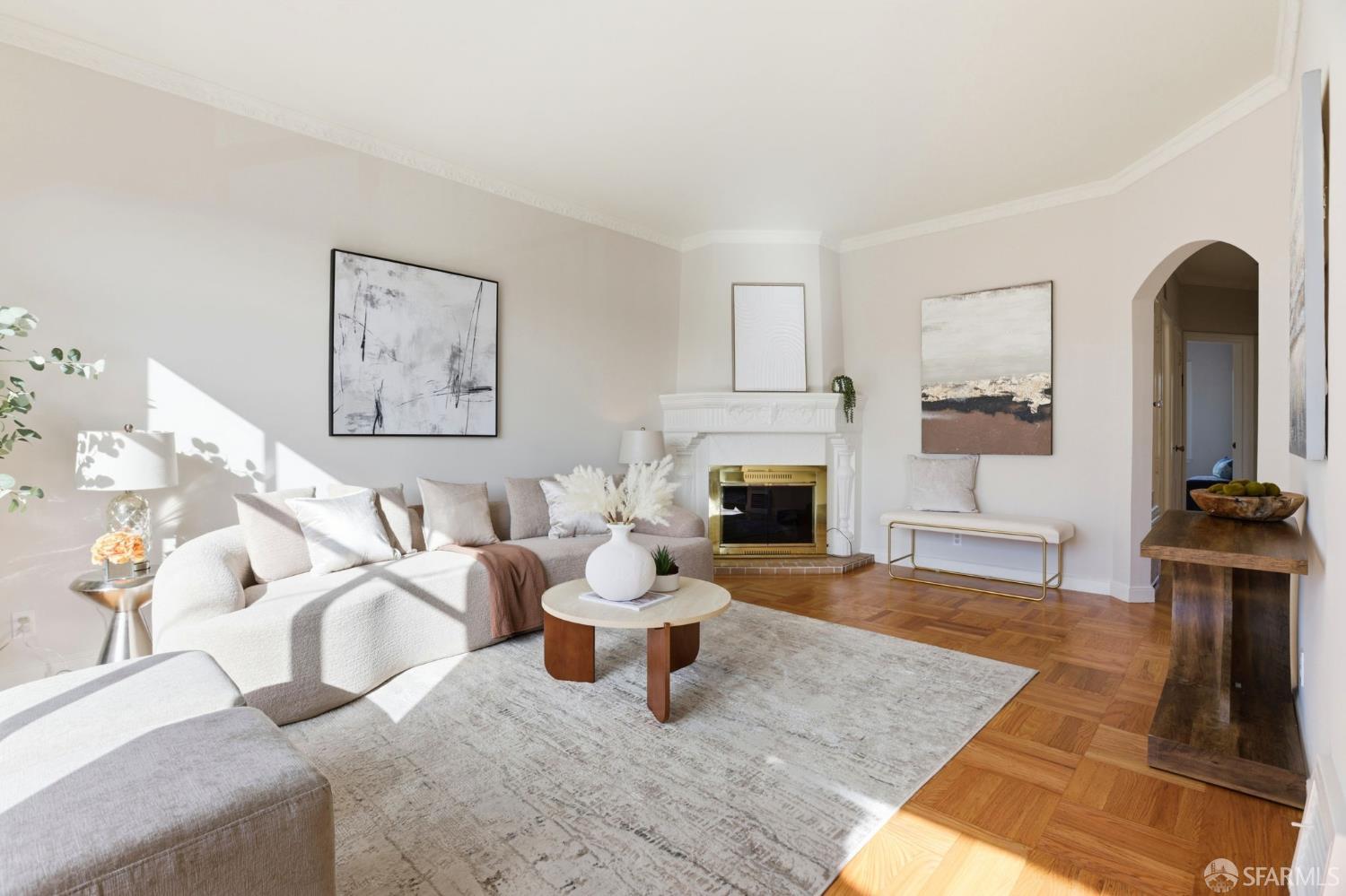 Detail Gallery Image 4 of 38 For 2442 44th Ave, San Francisco,  CA 94116 - 2 Beds | 1 Baths