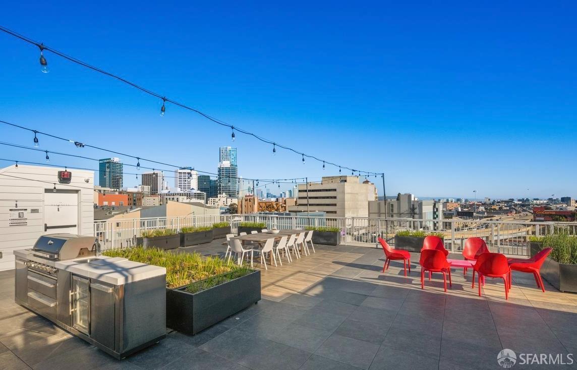 Detail Gallery Image 14 of 23 For 100 Duboce Ave #504,  San Francisco,  CA 94103 - 2 Beds | 2 Baths