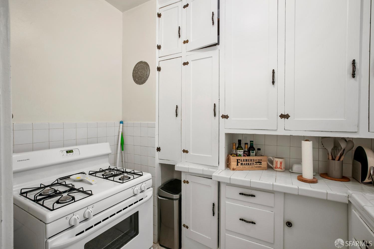 Detail Gallery Image 11 of 20 For 326 11th Ave, San Francisco,  CA 94118 - – Beds | – Baths