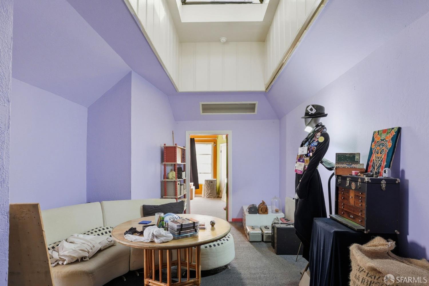 Detail Gallery Image 6 of 10 For 22 Russ St, San Francisco,  CA 94103 - – Beds | – Baths