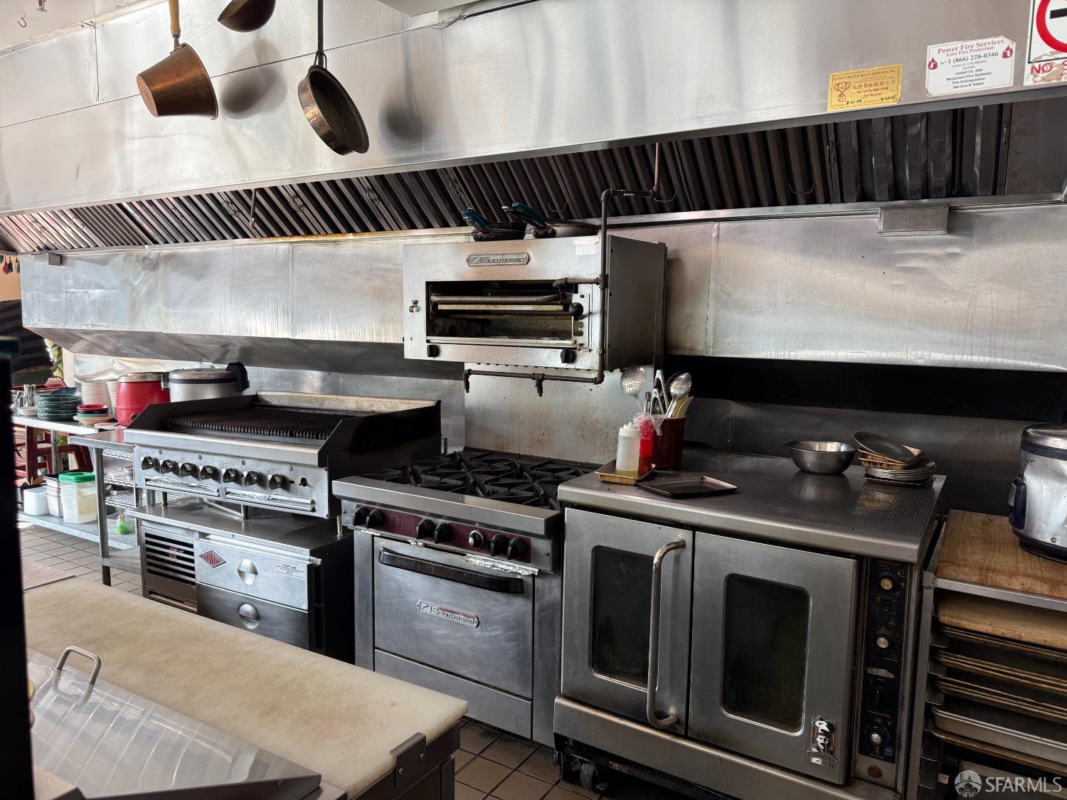 Detail Gallery Image 6 of 14 For 10 29th St, San Francisco,  CA 94110 - – Beds | – Baths