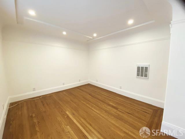 Detail Gallery Image 4 of 27 For 2385 18th Ave, San Francisco,  CA 94116 - 1 Beds | 1 Baths