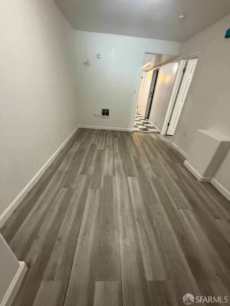 Detail Gallery Image 4 of 9 For 346 Monticello St a,  San Francisco,  CA 94132 - 2 Beds | 1 Baths